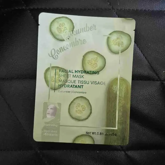 face mask & pocket mirror