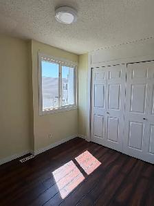 Townhouse located on the North side of Edmonton - Photo 5