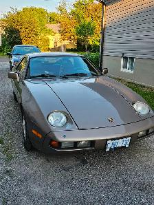 1982 Porsche 928-IconicV8 Performance