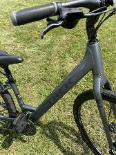 Bicycle Marque Trek - Photo 2