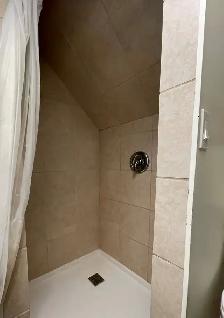Bright & Affordable Studio Apartment – All Inclusive! - Photo 5