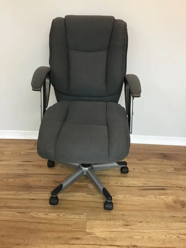 EXECUTIVE OFFICE CHAIR - HIGH BACK