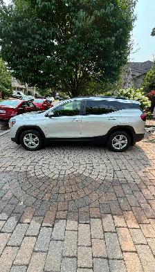 GMC Terrain SLE AWD 2022 Particulier Négociable - Photo 2