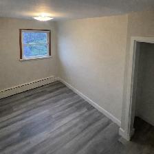 Large & Quiet 2 Bedroom, 2nd Floor - Photo 4