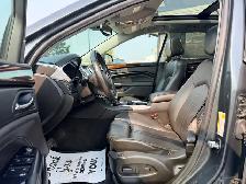 2013 Cadillac SRX Luxury - Photo 2