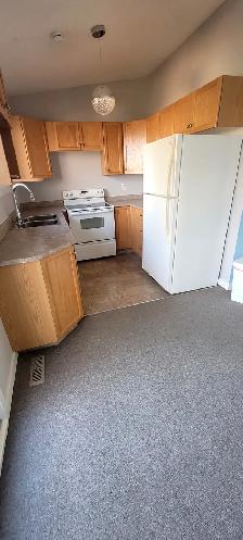 Townhouse in Southview area $1400 - Photo 2