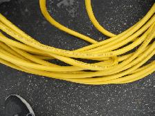 100 FOOT AS NEW AIR HOSE WITH A BURST PRESSURE OF 800 PSI - Photo 2