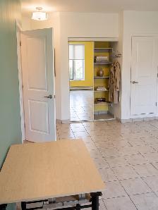 2 1/2 Rénové Meublé Metro Papineau Montréal Appartement