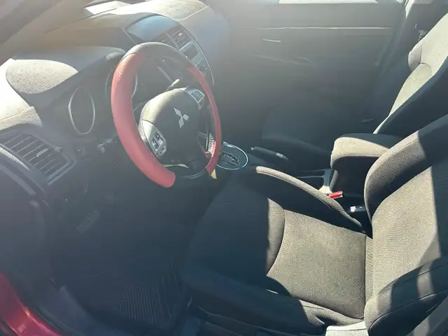 2013 Mitsubishi RVR.