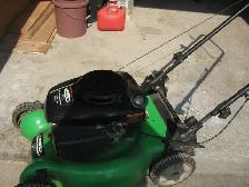 Lawn mower gas powered - Photo 2