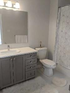 townhouse Barrhaven immediate move in - Photo 5