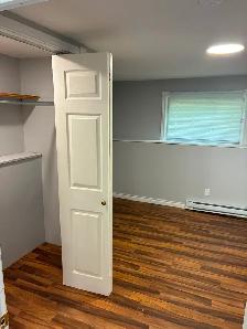 1 Bedroom Basement Legal Apartment - Photo 3