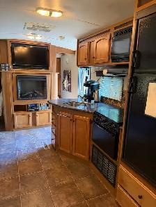 Trailer at Sand Bay Camp (Agnew Lake) - Photo 3