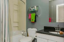 Upper room for rent - Photo 6