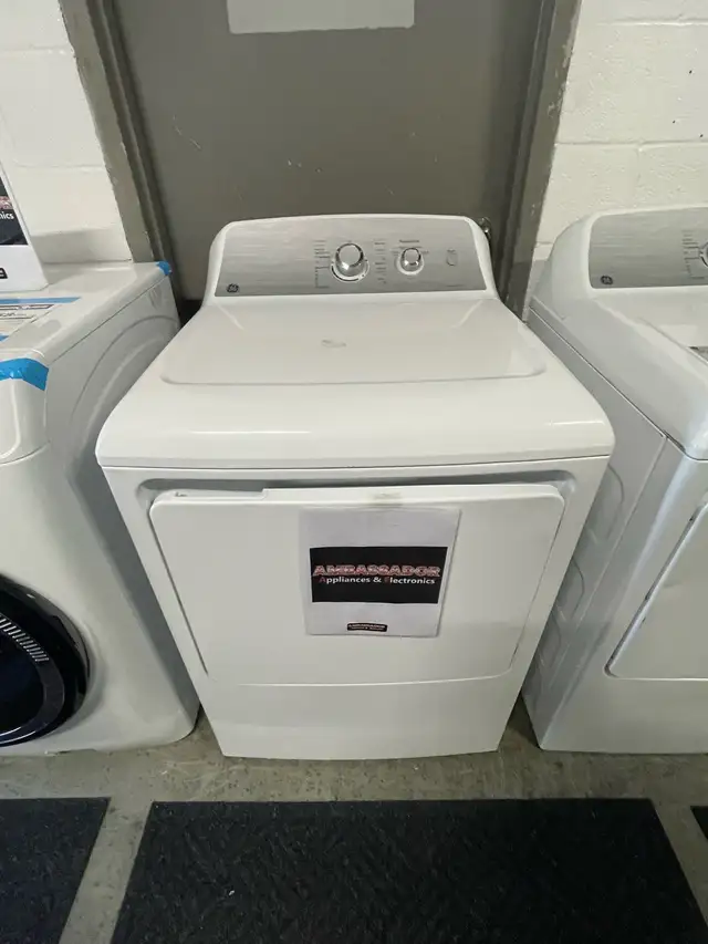 NEW 27" GE Electric Dryer (7.2 Cu.Ft)