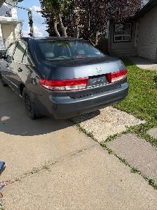 2003 Honda Accord V-6 - Photo 2
