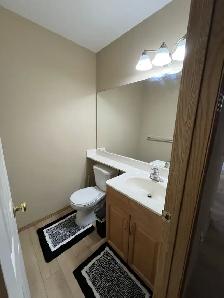 Furnished room available for rent near University of Manitoba - Photo 7