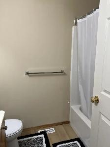 Furnished room available for rent near University of Manitoba - Photo 8