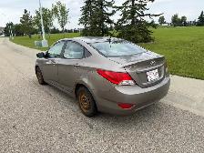 2012 Hyundai accent - Photo 3