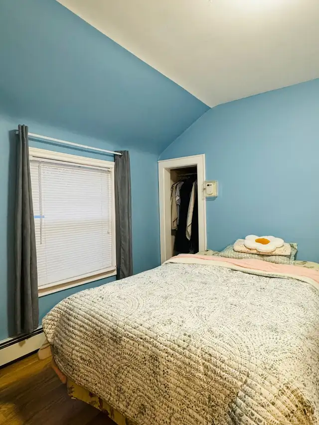 Room for rent for sept1st
