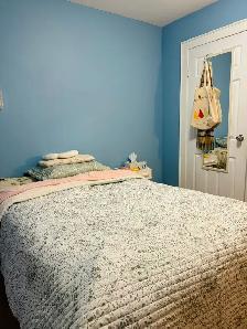 Room for rent for sept1st - Photo 2