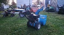 8hp snowblower - Photo 3