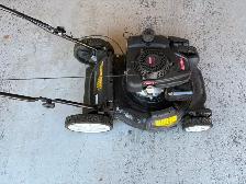 CRAFTSMAN LAWNMOWER - Photo 3
