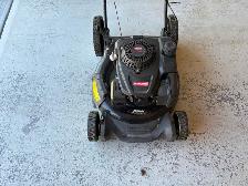 CRAFTSMAN LAWNMOWER - Photo 4
