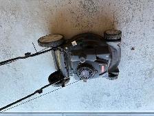 CRAFTSMAN LAWNMOWER - Photo 6