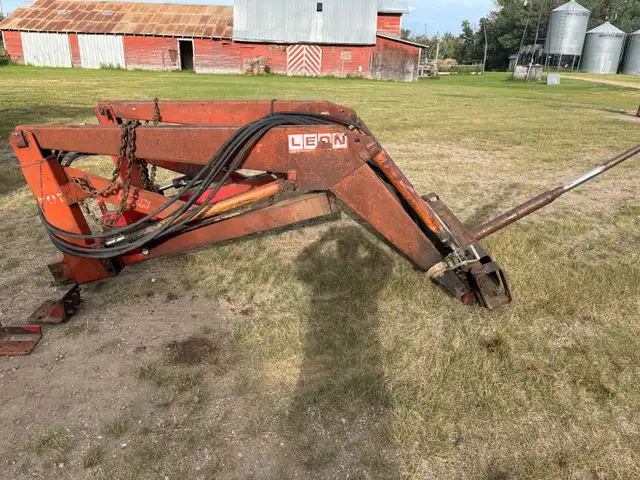 Leon 707 loader