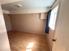 $1489 — 720 SQFT 1-BEDROOM APARTMENT — OTTAWA WEST. PARKING INCL - Photo 10