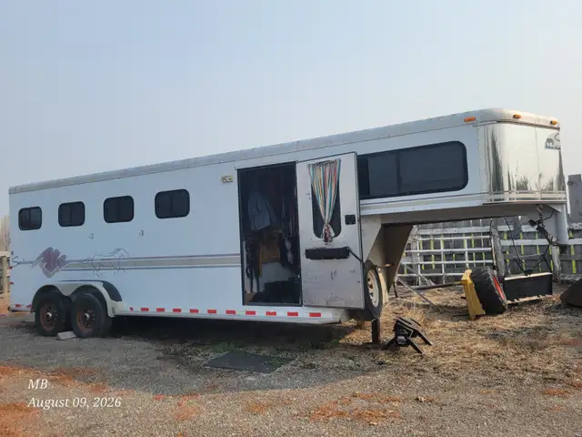 SUNDOWNER 4 Horse Trailer, 1998, White