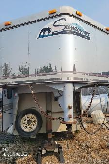SUNDOWNER 4 Horse Trailer, 1998, White - Photo 2
