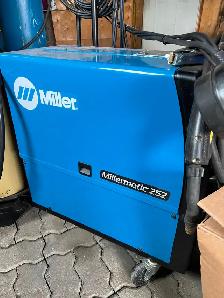 Welding Machine Millermatic 252 with 30 amp spool gun- brand new - Photo 7
