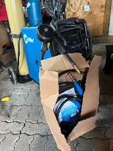 Welding Machine Millermatic 252 with 30 amp spool gun- brand new - Photo 8