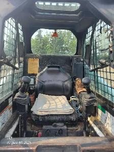 863 BOBCAT Skid Steer Loader - Photo 9