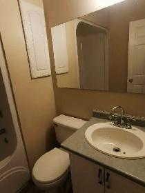 2 1 bedrooms, 1.5 bathrooms townhouse for rent - Photo 5