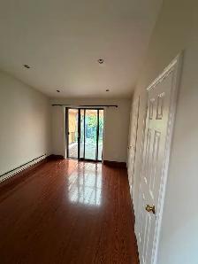 Bloor West Village 3 Beds 2 Baths - Unit for Rent - Photo 9