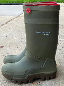 Like New Dunlop Purofort Thermo  Steel Toe Rubber Boots - Photo 9
