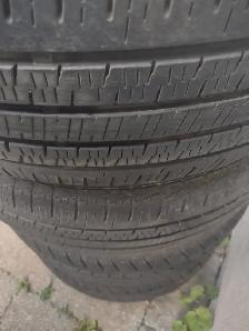 215-60R16x4 pneus été (2xMotomaster et 2x Sailun) très bon état.
