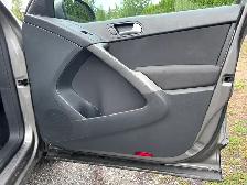 2009 Volkswagen Tiguan - Photo 11