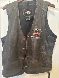 Mens Harley Davidson motorcycle vest /Size 2XL