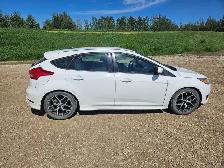 2017 Ford Focus - Photo 6