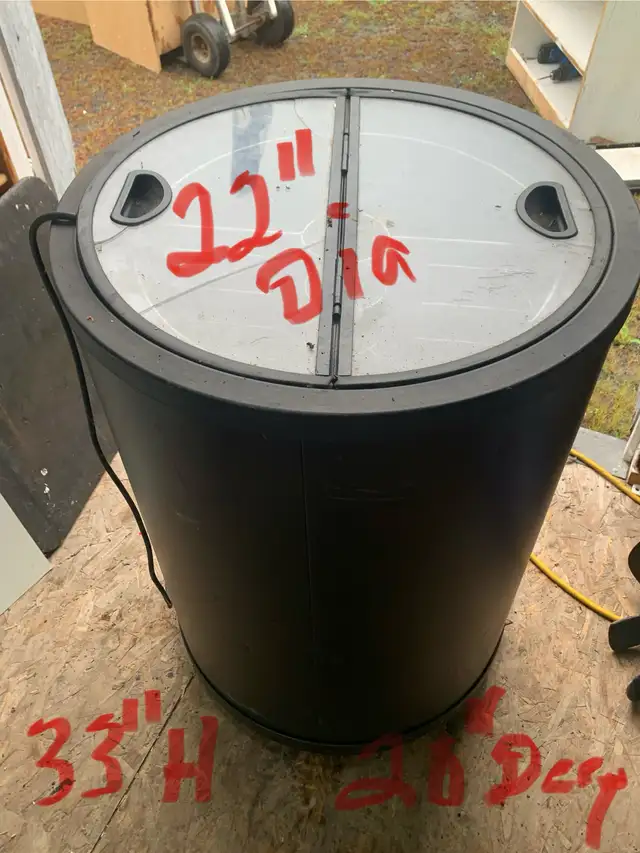 electric refrigerated cooler for soft drinks