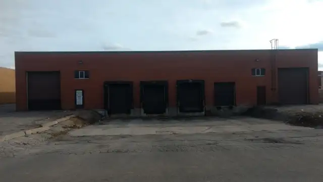 WAREHOUSE SPACE FOR RENT