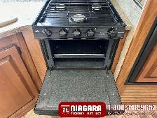 2012 KEYSTONE LAREDO 303TG Travel Trailer - Photo 15