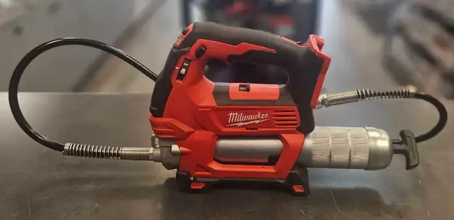 Milwaukee M18 Grease Gun Tool Only