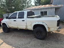 2003 dodge ram 2500 cummins 5 speed 4x4 - Photo 4