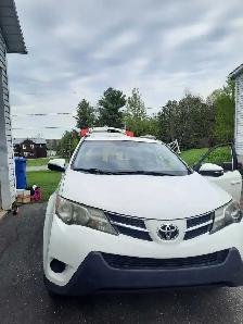 Very good 2014 awd rav4 - Photo 2