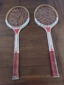 BADMINTON RACKETS